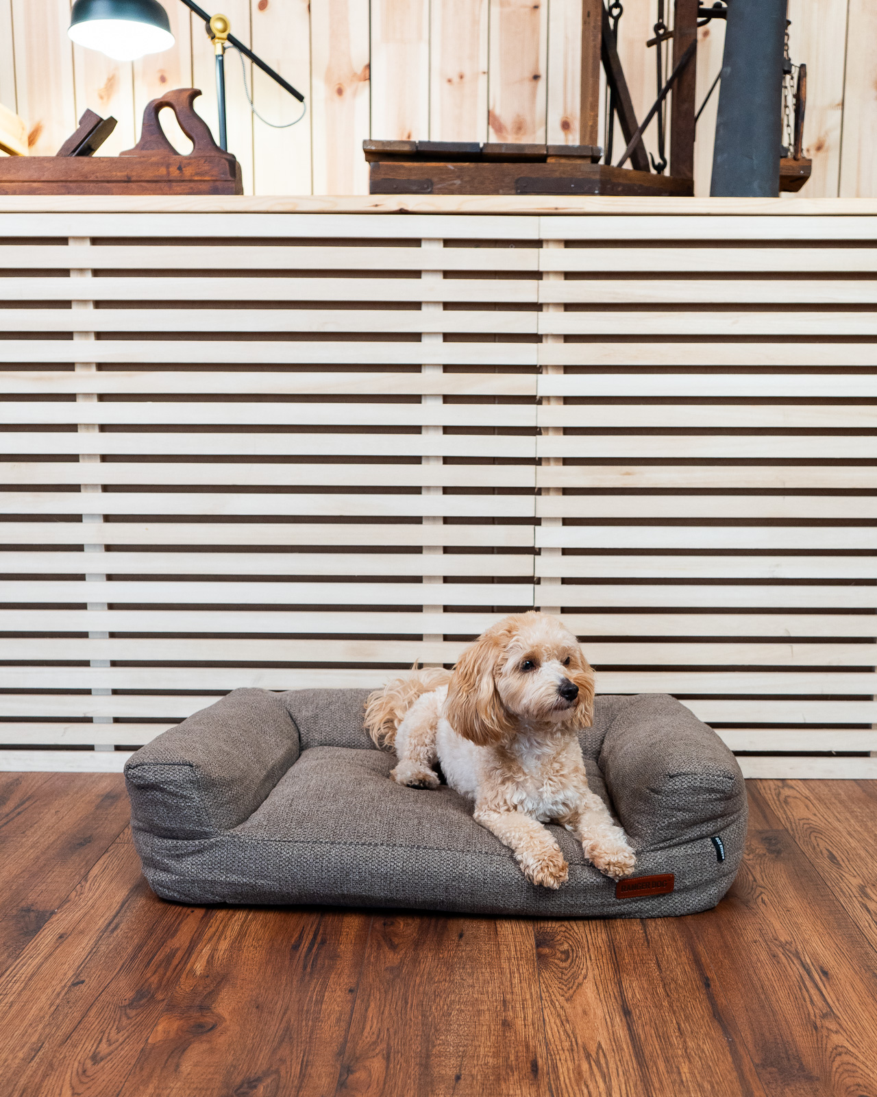 STUDIO kutyakanapé, barna