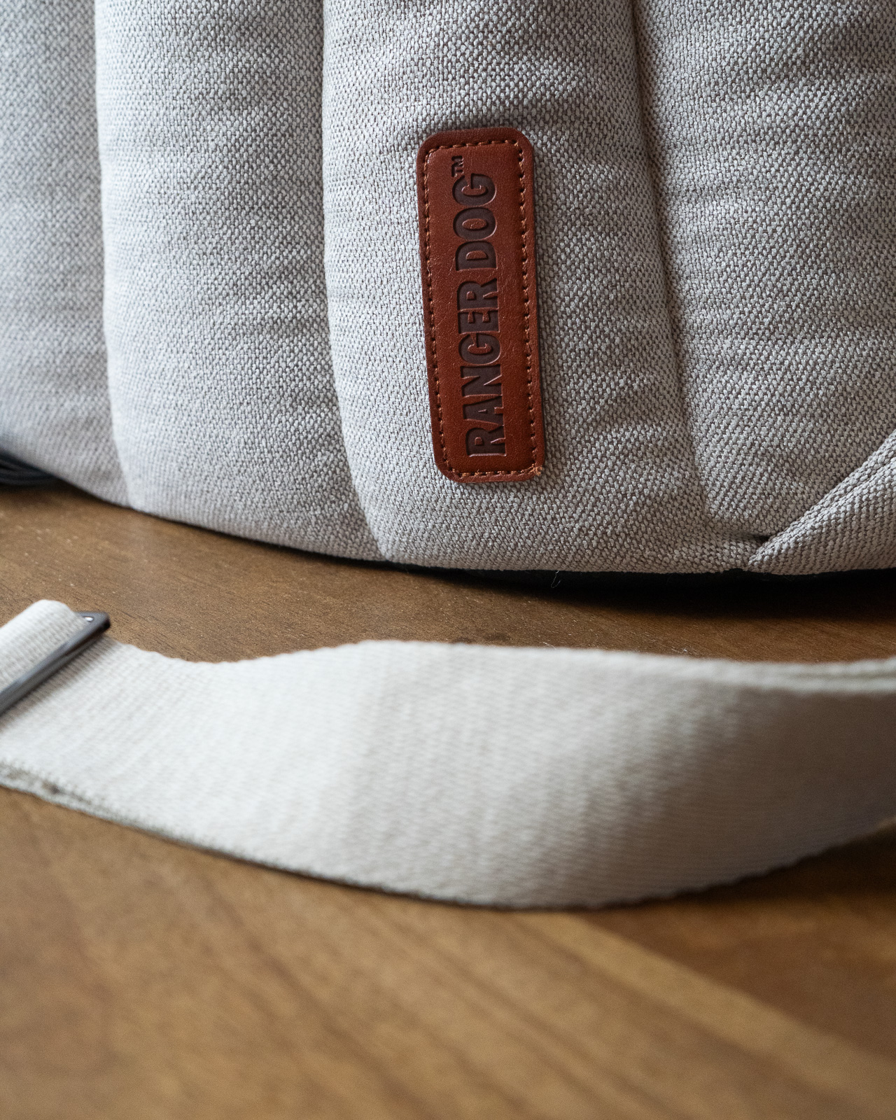 NEW YORK kutyahordozó táska, törtfehér